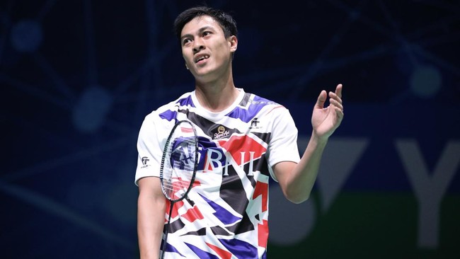 Shesar Hiren Rhustavito kalah dari Nhat Nguyen di babak pertama Swiss Open 2023.