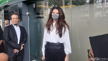 img-title Kakak Kandung Laporkan Tamara Bleszynski karena Dugaan Pencemaran Nama Baik