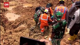 img-title VIDEO: Masa Tanggap Darurat Longsor Natuna Diperpanjang 3 Hari