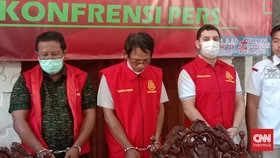 Kadus hingga Honorer Jadi Tersangka Pembuatan KTP buat WNA di Bali