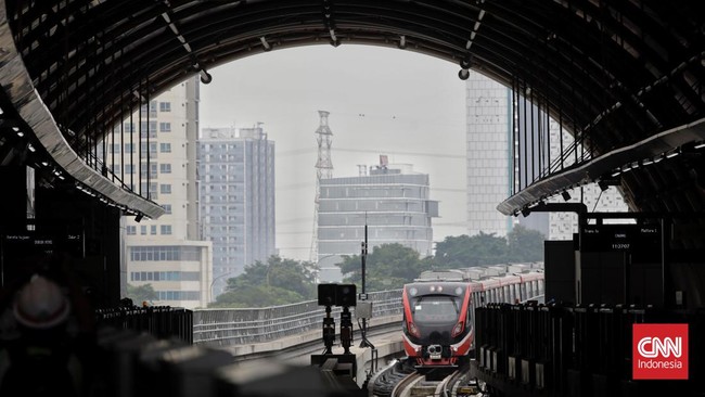 KAI memastikan jumlah trainset Lintas Rel Terpadu (LRT) Jakarta-Bogor-Depok-Bekasi (Jabodebek) bisa mengatasi lonjakan penumpang.