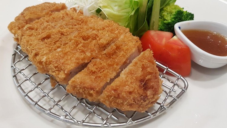 1160781775 Japanese Food Pork Tonkatsu