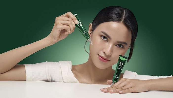 BeauPicks: Manfaatkan Biotechnological Molecule, Trueve Rilis Acne Spot Gel Terbaru yang Aman untuk Semua Jenis Kulit BeauPicks: Manfaatkan Biotechnological Molecule, Trueve Rilis Acne Spot Gel Terbaru yang Aman untuk Semua Jenis Kulit