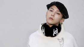 G-Dragon Disebut Bakal Gabung Agensi yang Produksi Physical: 100