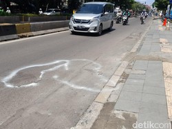 Penampakan TKP Pemotor Wanita Oleng Lalu Tewas Terlindas Bus di Kota Tua