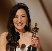 7 Fakta Menarik Kemenangan Michelle Yeoh di Oscar 2023: Pecahkan Rekor Dunia hingga Isu Misoginis
