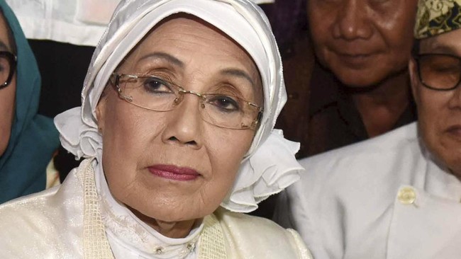 Pesan Terakhir Nani Wijaya ke Anak: Akur dan Jangan Telat Salat Nani Wijaya menitipkan pesan kepada anak-anaknya, terutama Nina Kartika selaku yang tertua, sebelum meninggal dunia pada Kamis (16/3).