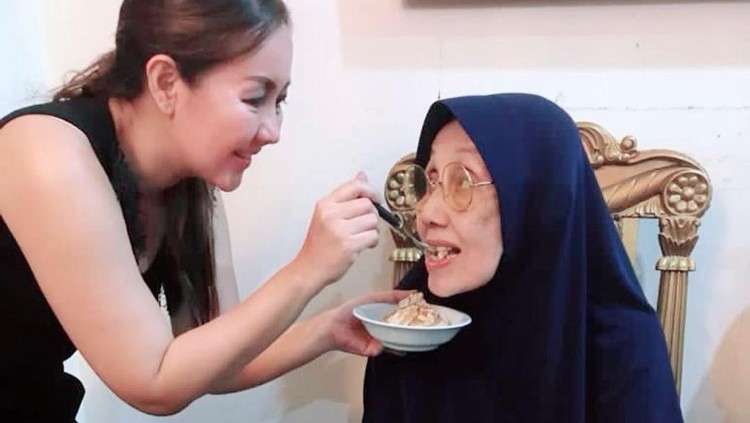Nani Wijaya Meninggal Dunia Nani Wijaya Meninggal Dunia