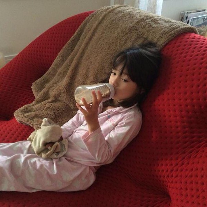 <p>Anggun C Sasmi memiliki anak semata wayang dari pernikahannya dengan Cyril Montana. Anak perempuan bernama Kirana Cipta Montana Sasmi itu lahir pada 8 November 2007 silam. (Foto: Instagram: @anggun_cipta)</p>
