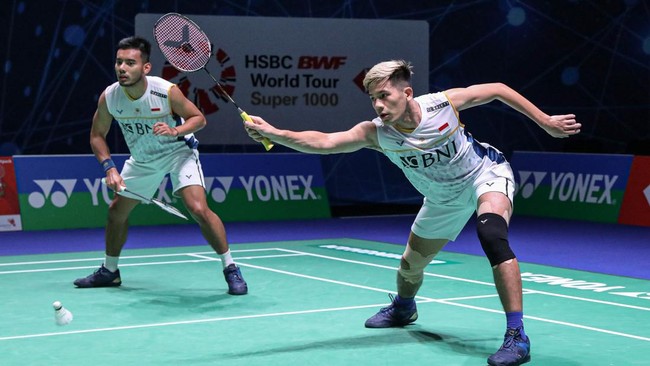 Pramudya Kusumawardana/Yeremia Rambitan tumbang di hadapan Ong Yew Sin/Teo Ee Yi di babak 16 besar Singapore Open 2023.