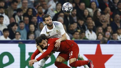 Hasil Liga Champions: Agregat 6-2, Real Madrid Singkirkan Liverpool Real Madrid berhasil menyingkirkan Liverpool di babak 16 besar Liga Champions usai menang 1-0 di Santiago Bernabeu sekaligus membuat agregat jadi 6-2.