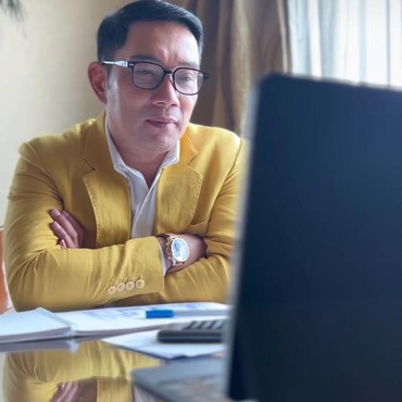 Kata Pasangan Viral yang Pinjam Mobil & Minta Kerjaan ke Ridwan Kamil