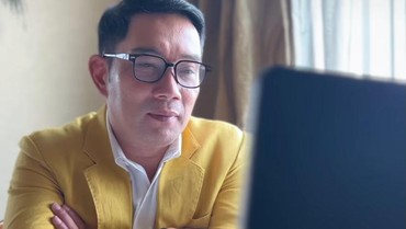 img-title Kata Pasangan Viral yang Pinjam Mobil & Minta Kerjaan ke Ridwan Kamil