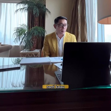 7 Potret Ridwan Kamil Isi Acara Sekolah Dikritik Guru Honorer Berujung Dipecat