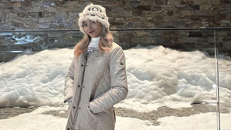 Model Indonesia Celina Landari Berbagi Pengalaman Main Ski di Serbia Model asal Indonesia Celina Landari baru-baru ini menghabiskan waktu liburan selama dua minggu di Serbia