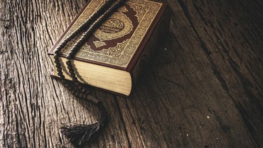 img-title Jelang Ramadan, Gerakan Tunanetra Belajar Al Quran Braille Digaungkan