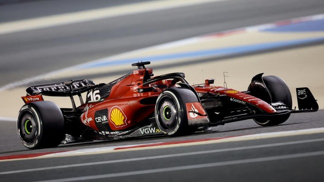 Ferrari Banjir Kritik Netizen Usai Pasang Poster F1 di Masjid Nabawi Tim Ferrari banjir kritik dari netizen setelah memasang poster mobil balap di area Masjid Nabawi di Madinah jelang Formula 1 Grand Prix Arab Saudi 2023.