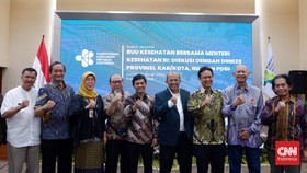 img-title Di Depan Menkes, IDI Bantah Himpun Dana Besar dan Persulit SIP Dokter