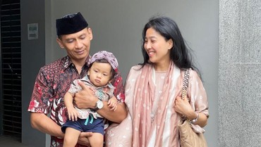img-title Anak Olivia Zalianty Anteng Saat dengar Pidato Bung Karno