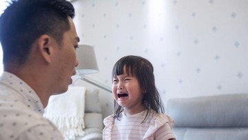 Sering Diucapkan Ortu, 10 Kalimat Ini Ternyata Bisa Lukai Hati Anak