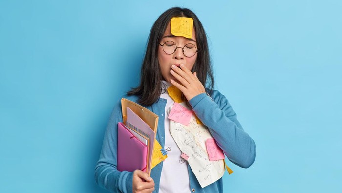 img-title 4 Kebiasaan 'Remeh' yang Ternyata Jadi Penyebab Tubuh Gampang Lelah, Duh Kamu Suka Lakukan?