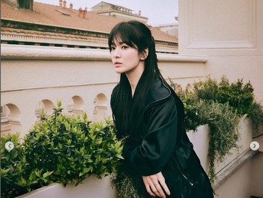 img-title Song Hye Kyo Nyaris Celaka Saat Lakukan Adegan Bertengkar di 'The Glory'