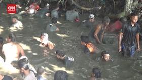 VIDEO: Tradisi Nyadran Sambut Ramadan, Warga Kuras Kolam Mata Air