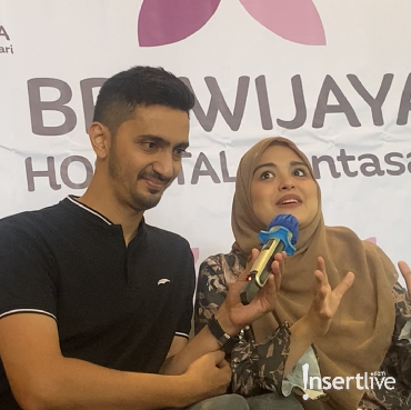 Masih Rahasiakan Wajah Sang Buah Hati, Ini Alasan Vebby Palwinta dan Suami