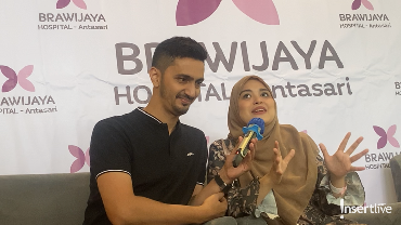 img-title Masih Rahasiakan Wajah Sang Buah Hati, Ini Alasan Vebby Palwinta dan Suami