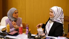 LESTI MERINDUKAN SOSOK MENANTU SIRI NURHALIZA