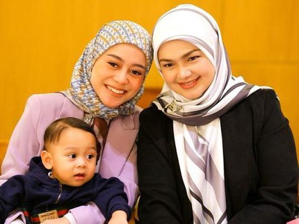 Siti Nurhaliza Duet Bareng Lesti Kejora, Kenang Pertemuan Pertama hingga Beri Pesan Haru