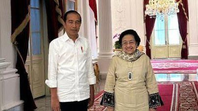 Sekjen PDIP Hasto Kristiyanto menyebut pertemuan empat mata Ketua Umum Megawati Soekarnoputri dan Presiden Jokowi selama dua jam membahas hal serius.