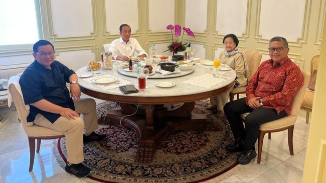 Jokowi menghidangkan sayur lodeh kepada Mega karena menurutnya makanan itu merupakan kesukaan ayah Megawati, Bung Karno.