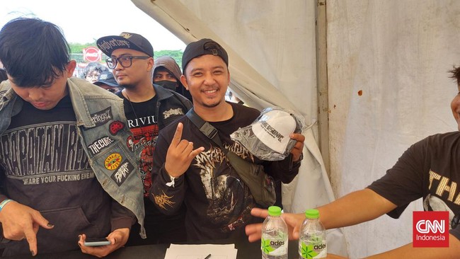 Pemegang Tiket Hammersonic Sejak 2019 Dapat Pilihan 'Merch' Kaus-Topi Panitia Hammersonic 2023 memberikan merchandise kepada para pemegang tiket sejak pembelian pada 2019 hingga Maret 2020.