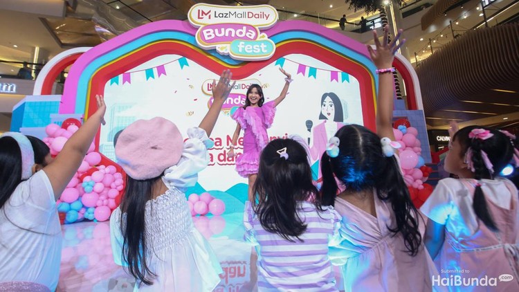 Quinn Salman di LazMall Daily Bunda Fest 2023 Quinn Salman di LazMall Daily Bunda Fest 2023
