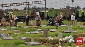 Anggota DPRD DKI Sentil Pemprov Imbas Ada TPU Jadi Kandang Hewan