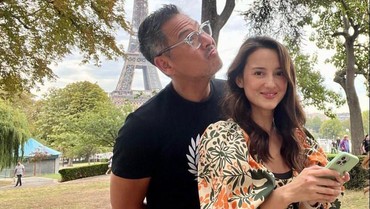 img-title Selamat, Julie Estelle Melahirkan Anak Pertama