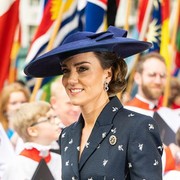 Ternyata Segini Harga Outfit Kate Middleton Saat Hadiri Acara Commonwealth Day Service