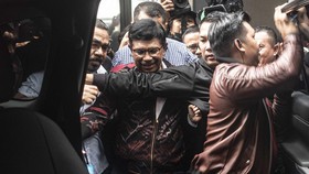 Kejagung Geledah Mobil Menkominfo Johnny Plate