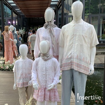 Busana Lebaran ala Ria Miranda