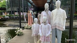 Busana Lebaran ala Ria Miranda
