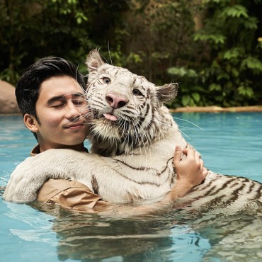 Balik dari Jepang, Alshad Ahmad Pamer Foto 'Anak'