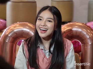 img-title Sukses di Dunia Musik, Anneth Delliecia Bikin Orang Tua Bangga