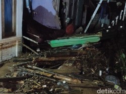 Banjir-Puting Beliung Melanda Sejumlah Kecamatan di Cianjur