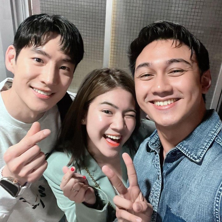 <p>Melalui media sosial Instagram, Felicya Angelista membagikan momen saat bertemu dengan sang aktor. Disebut istri Caesar Hito tersebut, ternyata Lee Ji Hoon memiliki kepribadian ramah, Bunda. (Foto: Instagram @felicyangelista_)<br /><br /><br /></p>