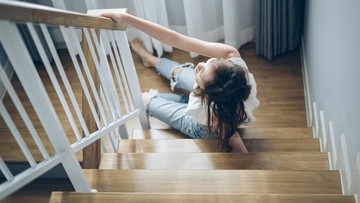 TIPS MENCEGAH IBU HAMIL TERPELESET