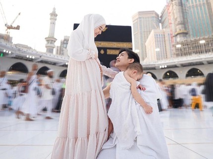 5 Kisah Artis Pergi ke Tanah Suci saat Hamil, Ada yang Berangkat Haji saat Usia Kandungan 6 Bulan