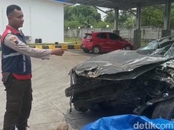 Sedan Maut Tewaskan Syabda di Tol Pemalang Dievakuasi, Kondisinya Rusak Parah