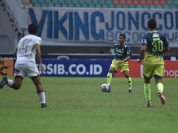 Susah Payah Persib Kalahkan 10 Pemain Dewa United