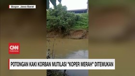 VIDEO: Potongan Kaki Korban Mutilasi Koper Merah Ditemukan